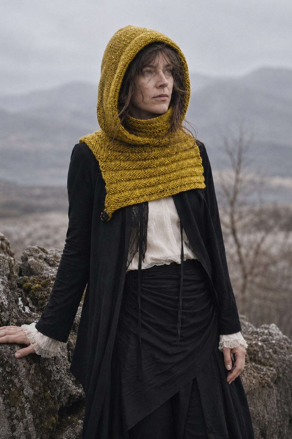 Strickset Kapuzen-Kragen Marked: Strickanleitung und Wolle BC Garn Hamelton Tweed 1, Loop mit abknöpfbarer Kapuze