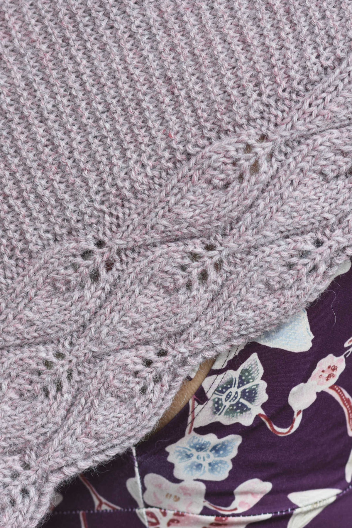 Tuch Odveig, Detail